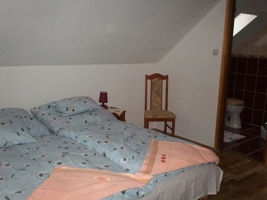 Istenmezeje Szikla Vendeghaz酒店 外观 照片